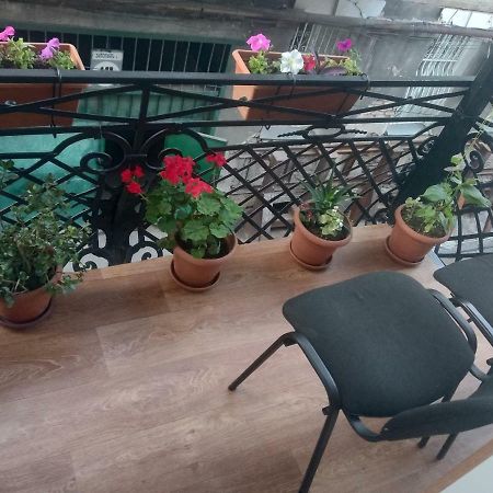 Emi&Mari Apartment Тбилиси Екстериор снимка