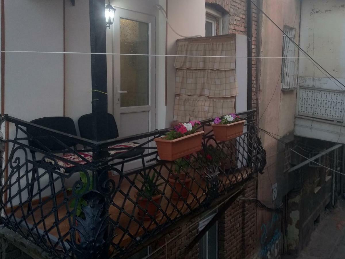 Emi&Mari Apartment Тбилиси Екстериор снимка